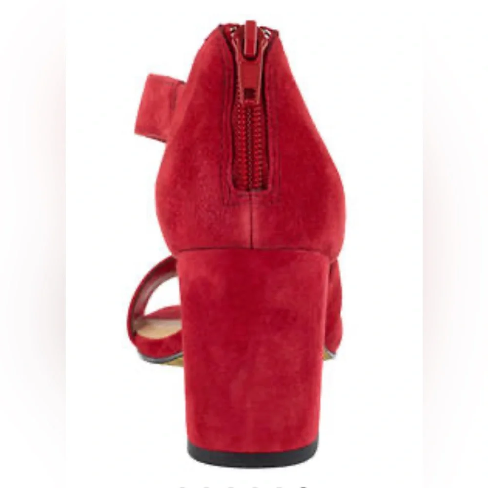 Bella Vita Korrine NWT  heeled sandal, red kidskin leather , size 10W